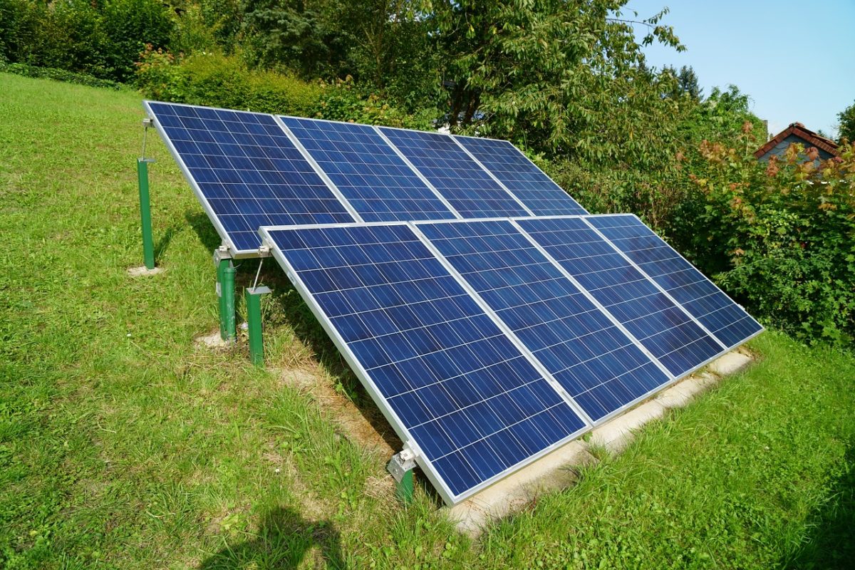 solar-photovoltaic-2666106_1280